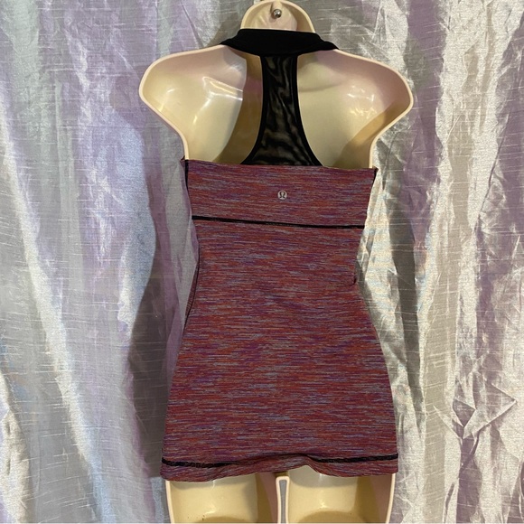Lululemon Scoop Neck Tank built in bra, no size tag, maybe SZ S, GUC, see notes - Picture 4 of 10